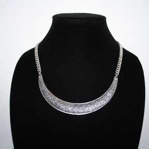 Beautiful silver and glitter necklace 16-18"